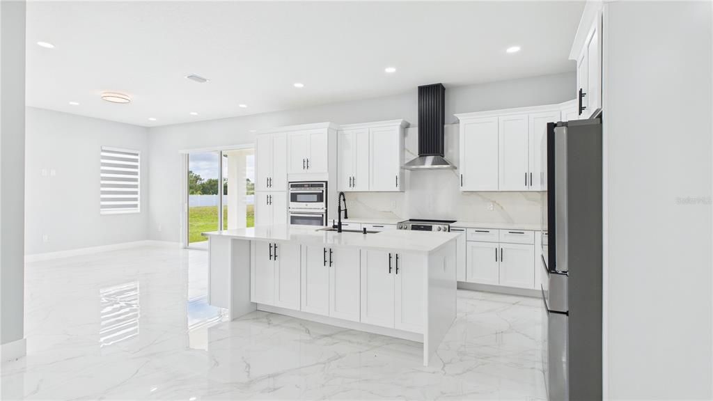 For Sale: $850,000 (4 beds, 3 baths, 2363 Square Feet)