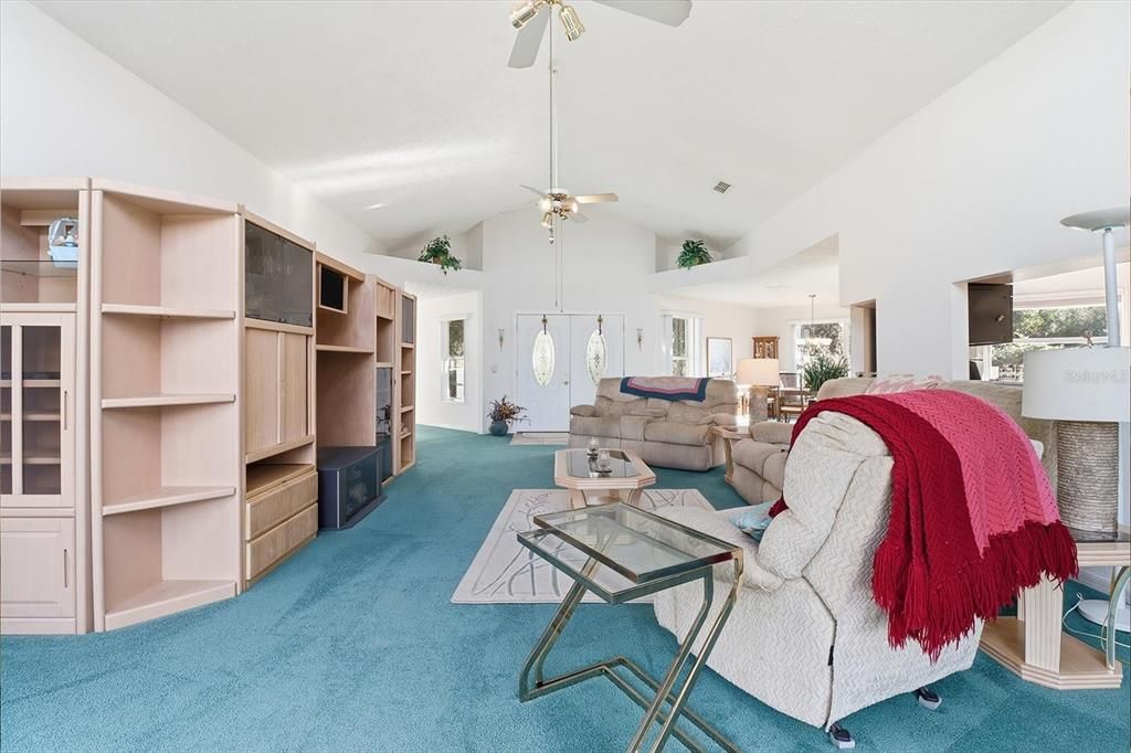 Active With Contract: $399,000 (3 beds, 2 baths, 2297 Square Feet)