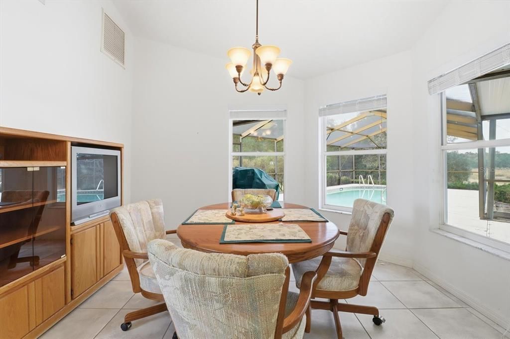 Active With Contract: $399,000 (3 beds, 2 baths, 2297 Square Feet)