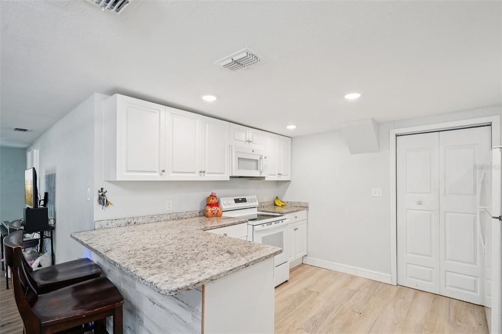 En Venta: $169,900 (3 camas, 1 baños, 987 Pies cuadrados)