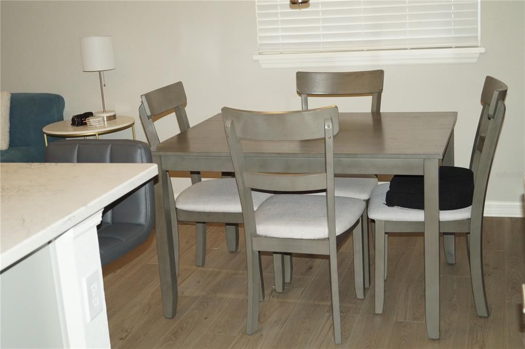 В аренду: $3,000 (4 спален, 3 ванн, 2290 Квадратных фут)