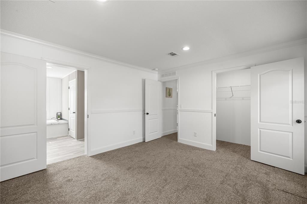 На продажу: $207,999 (3 спален, 2 ванн, 1352 Квадратных фут)