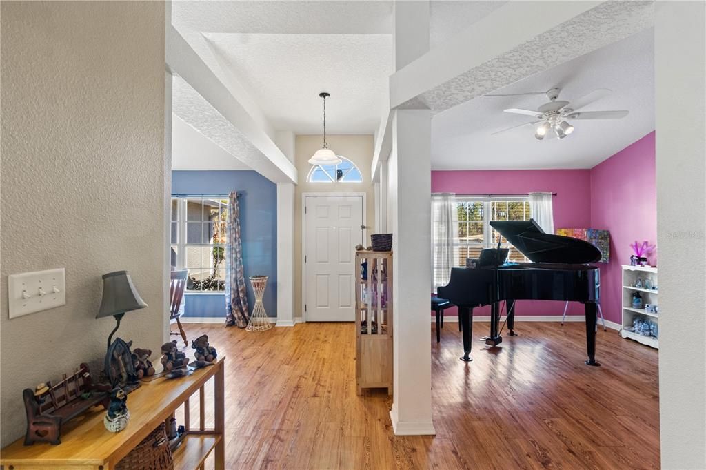 Active With Contract: $369,900 (4 beds, 2 baths, 2236 Square Feet)