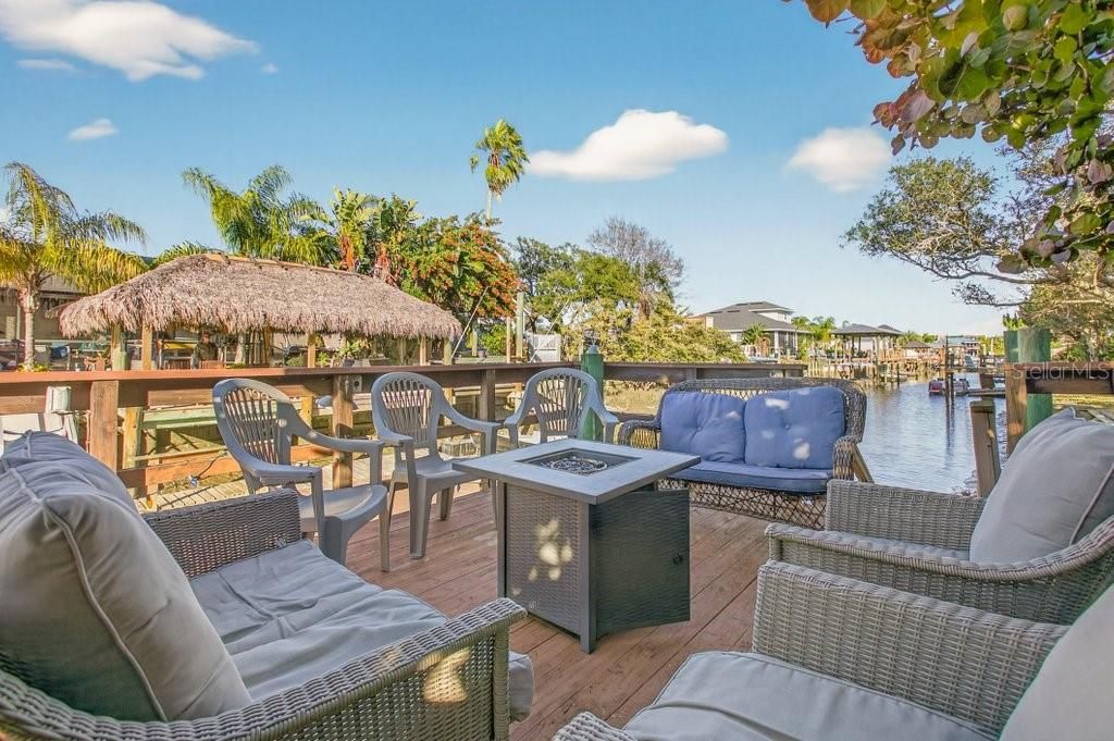 For Sale: $730,000 (3 beds, 2 baths, 1760 Square Feet)