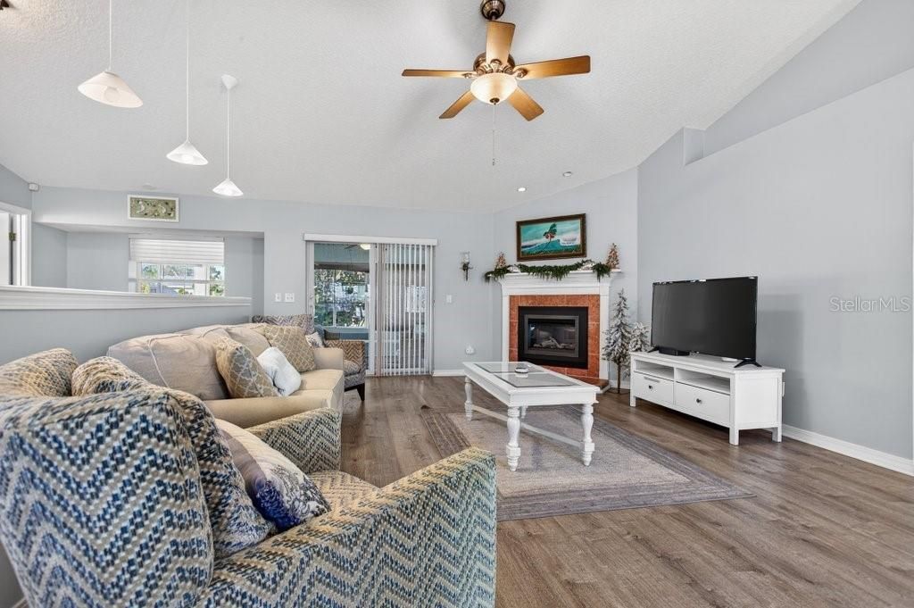 For Sale: $730,000 (3 beds, 2 baths, 1760 Square Feet)