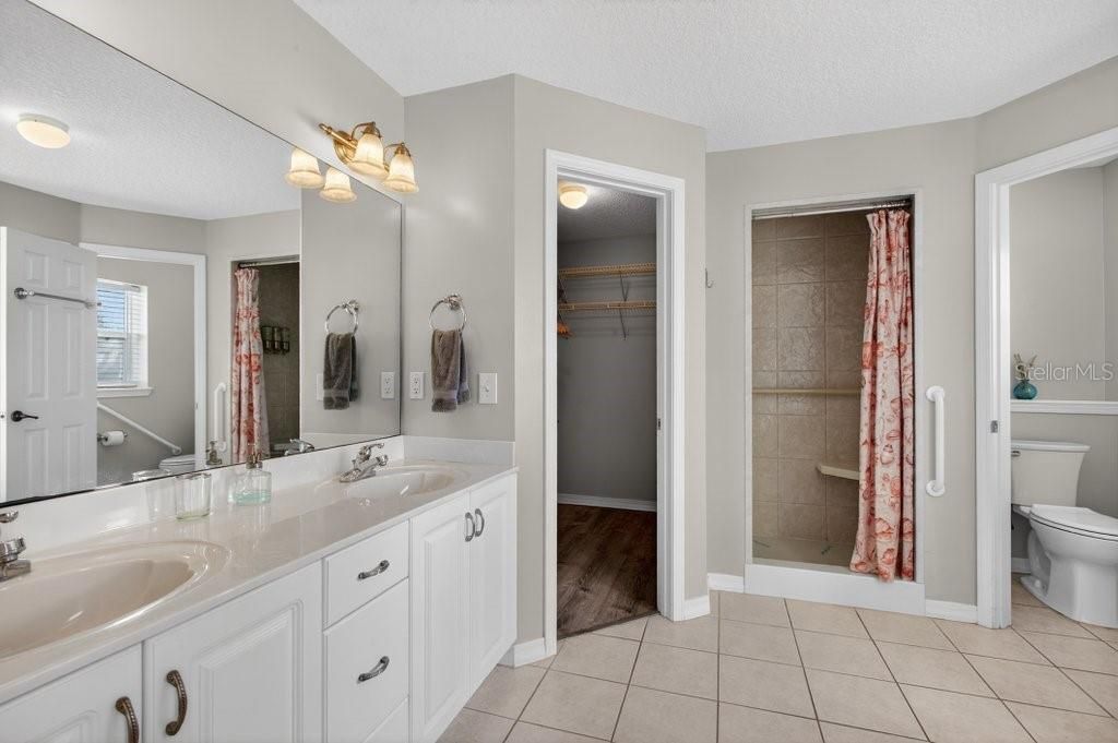 For Sale: $730,000 (3 beds, 2 baths, 1760 Square Feet)