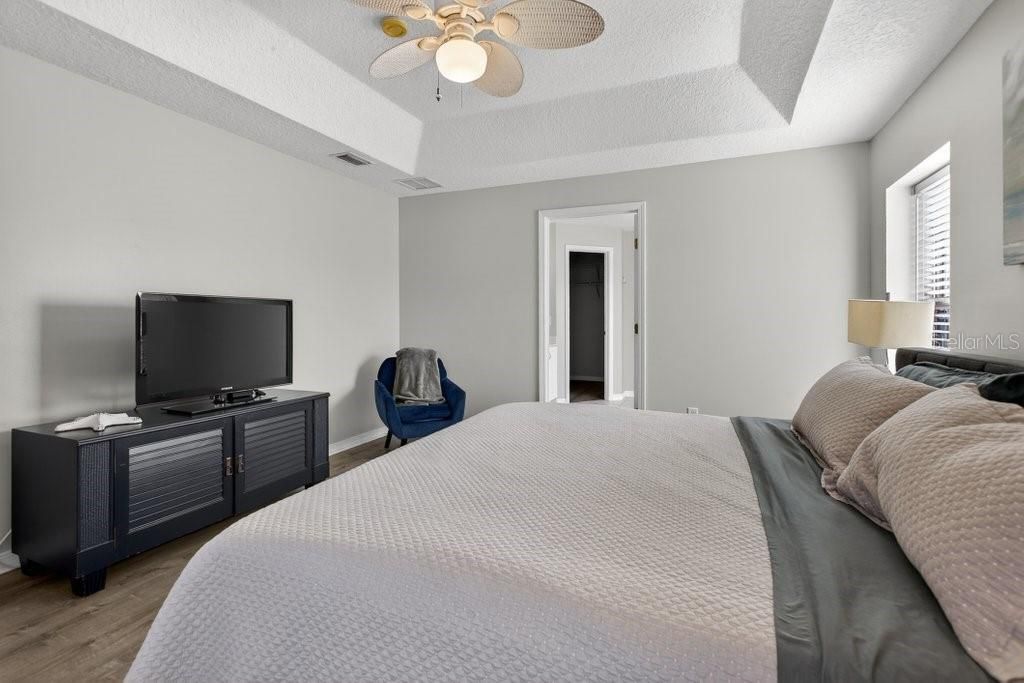 For Sale: $730,000 (3 beds, 2 baths, 1760 Square Feet)