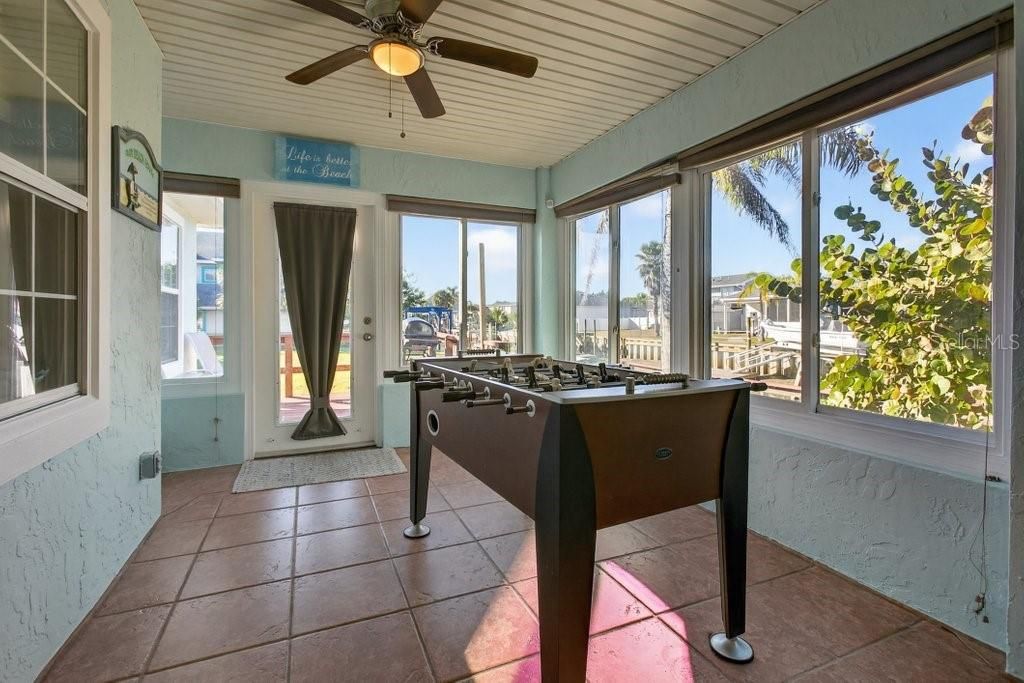 For Sale: $730,000 (3 beds, 2 baths, 1760 Square Feet)