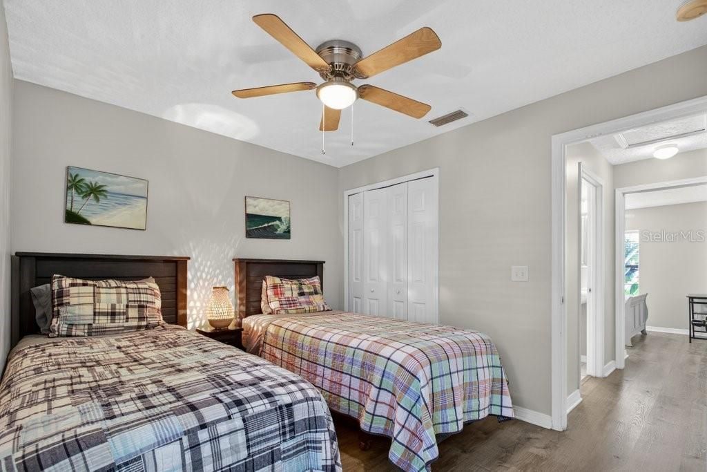 For Sale: $730,000 (3 beds, 2 baths, 1760 Square Feet)