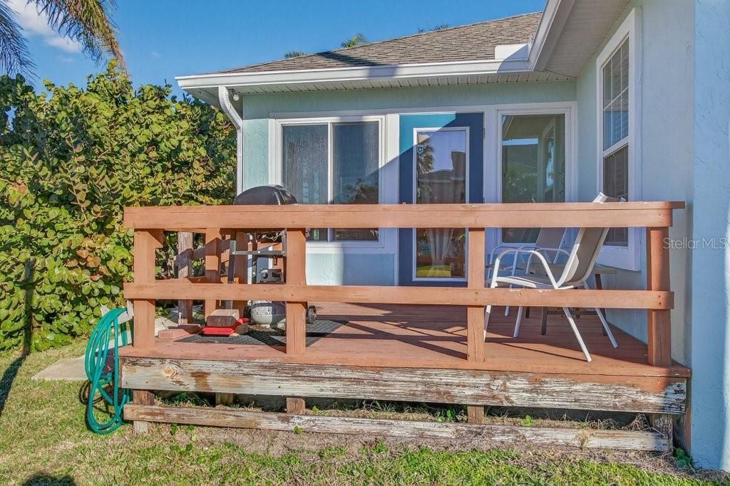 For Sale: $730,000 (3 beds, 2 baths, 1760 Square Feet)