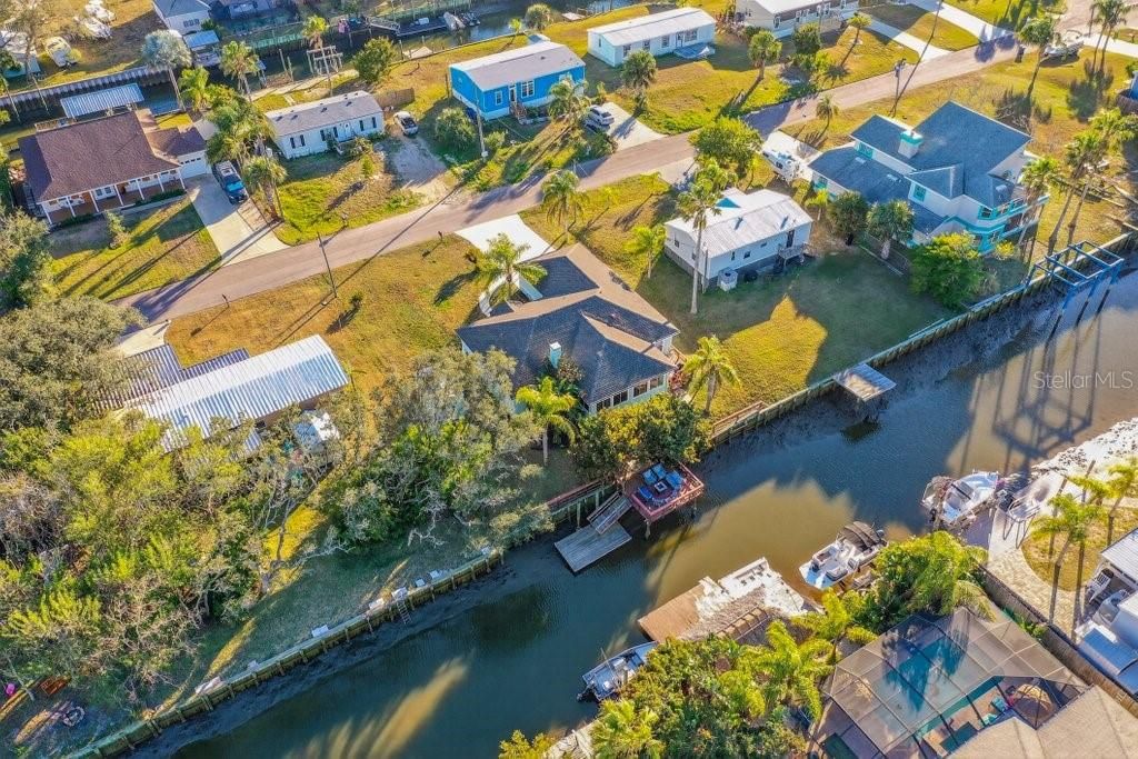 For Sale: $730,000 (3 beds, 2 baths, 1760 Square Feet)