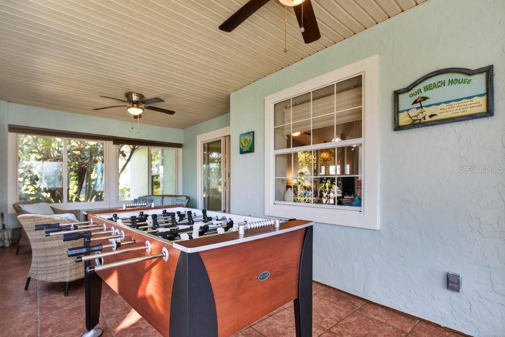 For Sale: $730,000 (3 beds, 2 baths, 1760 Square Feet)