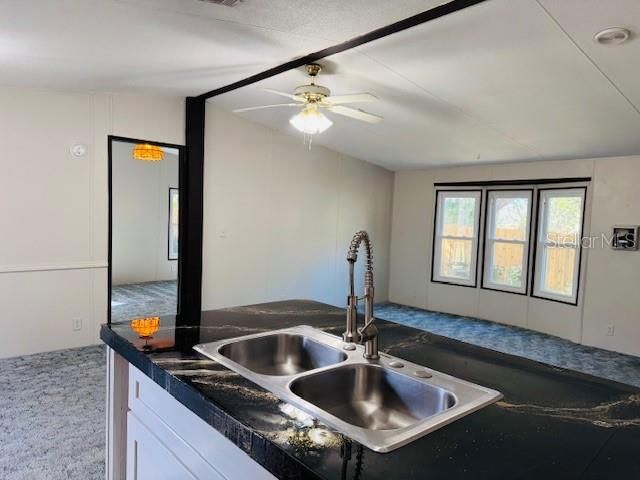 En Venta: $124,400 (2 camas, 2 baños, 960 Pies cuadrados)