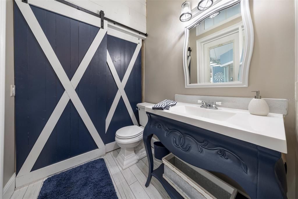 For Sale: $3,499,000 (10 beds, 7 baths, 9881 Square Feet)