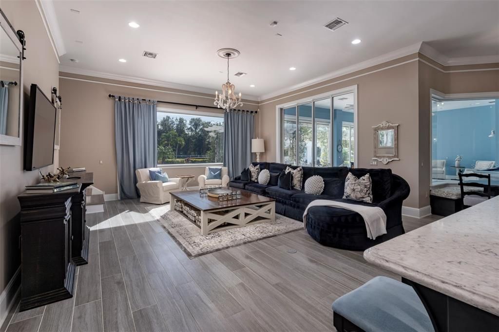 For Sale: $3,499,000 (10 beds, 7 baths, 9881 Square Feet)