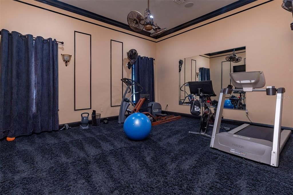For Sale: $3,499,000 (10 beds, 7 baths, 9881 Square Feet)