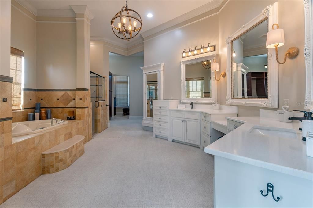 For Sale: $3,499,000 (10 beds, 7 baths, 9881 Square Feet)
