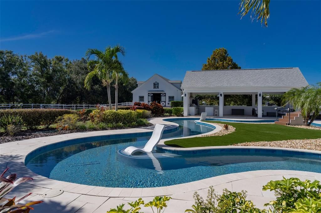For Sale: $3,499,000 (10 beds, 7 baths, 9881 Square Feet)