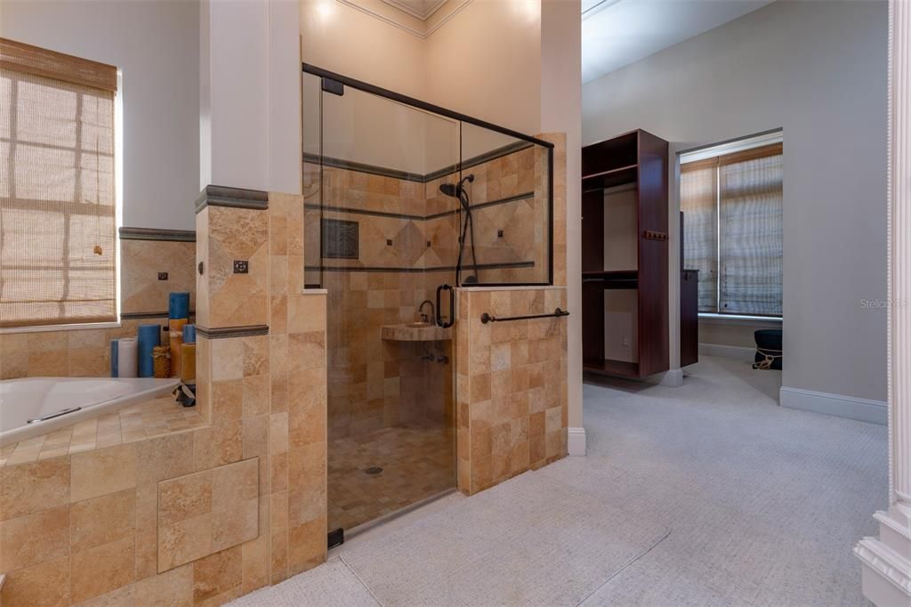 For Sale: $3,499,000 (10 beds, 7 baths, 9881 Square Feet)