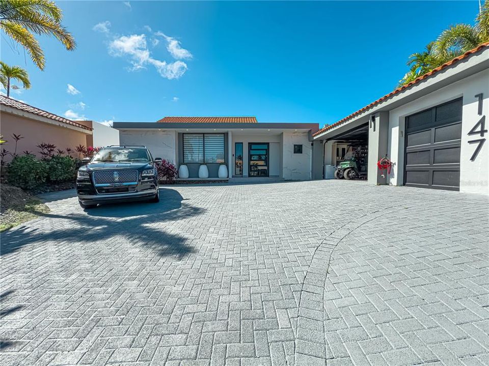En Venta: $4,999,000 (4 camas, 6 baños, 4706 Pies cuadrados)