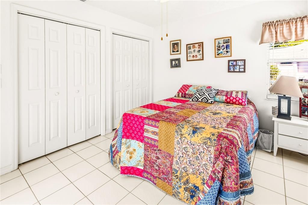 Activo con contrato: $344,999 (3 camas, 2 baños, 2088 Pies cuadrados)