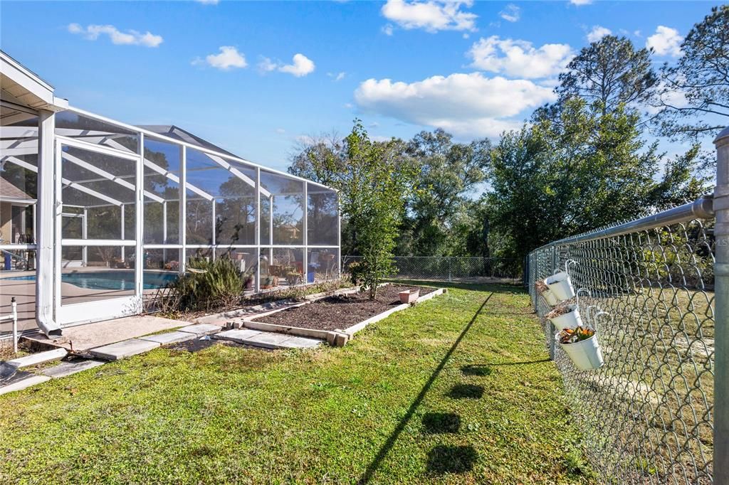 Activo con contrato: $344,999 (3 camas, 2 baños, 2088 Pies cuadrados)