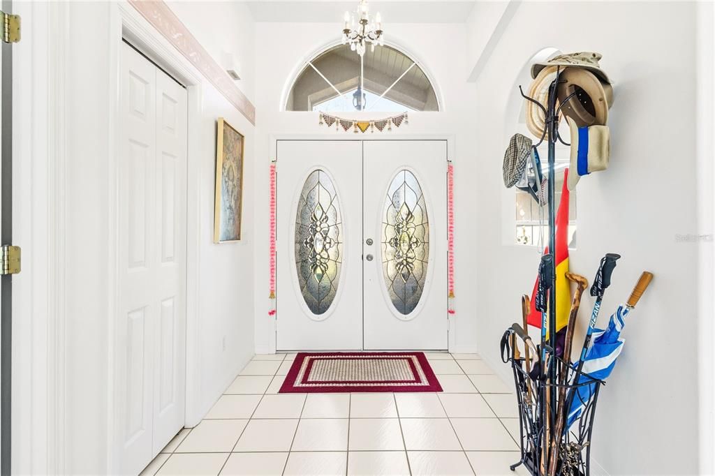 Activo con contrato: $344,999 (3 camas, 2 baños, 2088 Pies cuadrados)