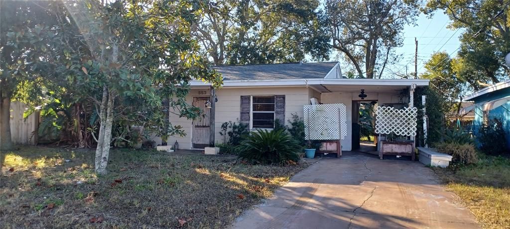 Vendido Recientemente: $109,900 (2 camas, 1 baños, 728 Pies cuadrados)