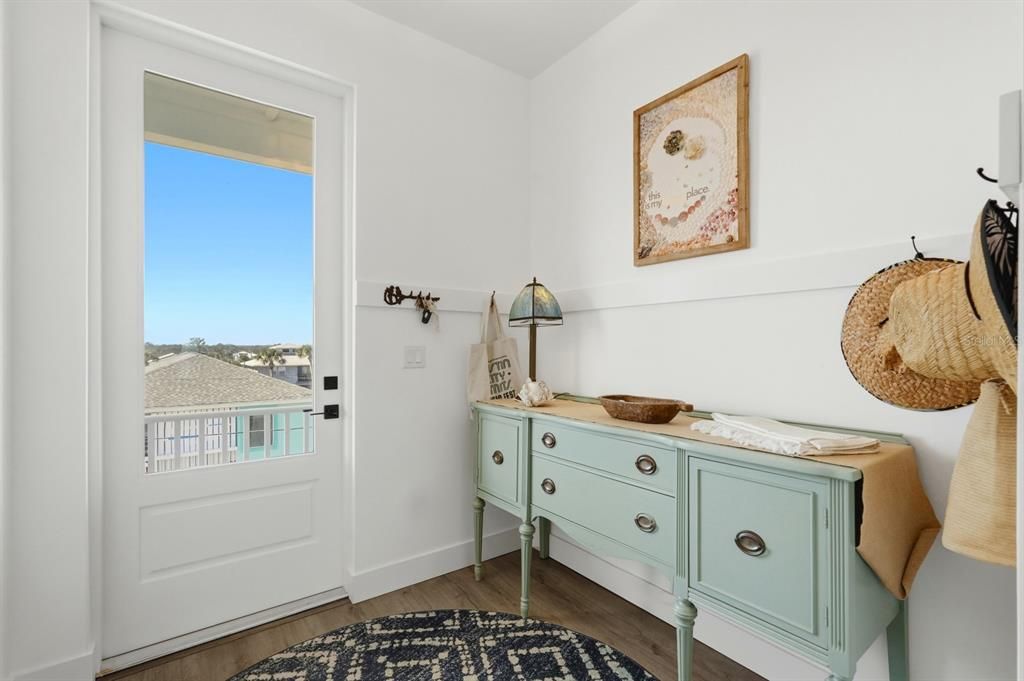 En Venta: $2,499,000 (6 camas, 5 baños, 3706 Pies cuadrados)