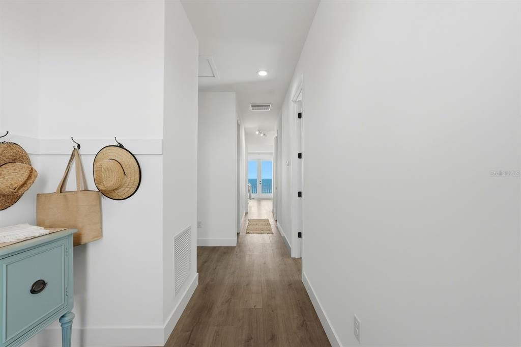 En Venta: $2,499,000 (6 camas, 5 baños, 3706 Pies cuadrados)