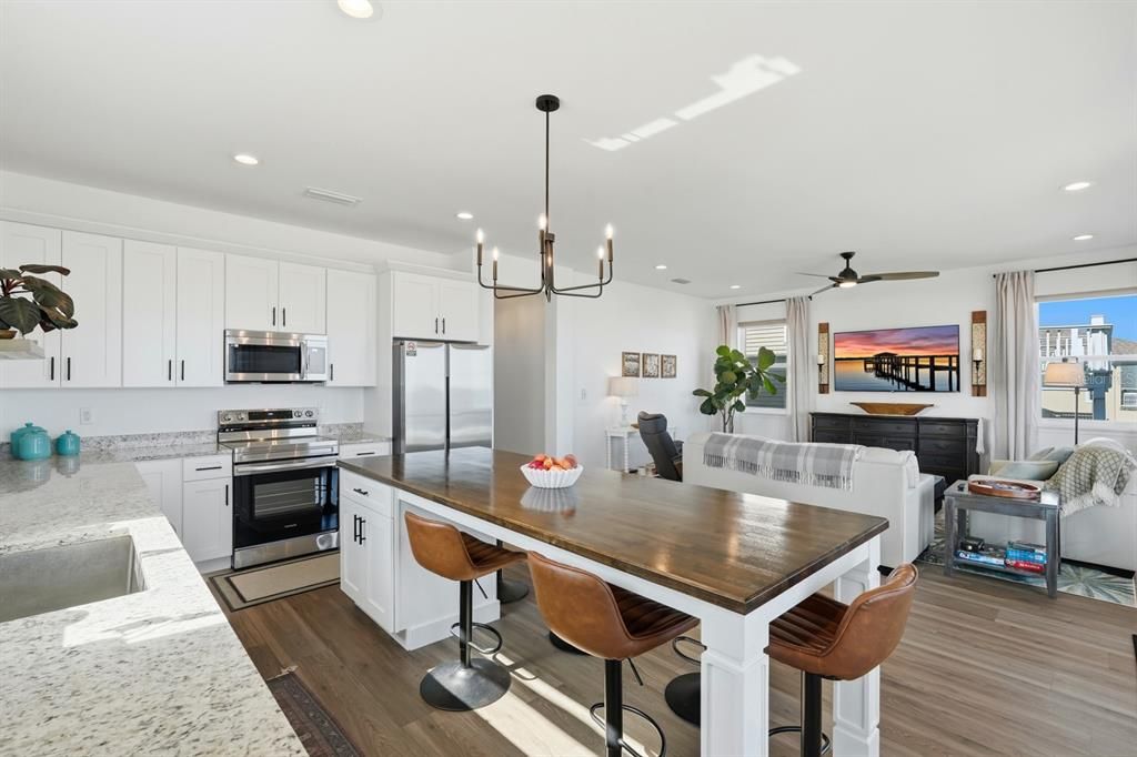 En Venta: $2,499,000 (6 camas, 5 baños, 3706 Pies cuadrados)