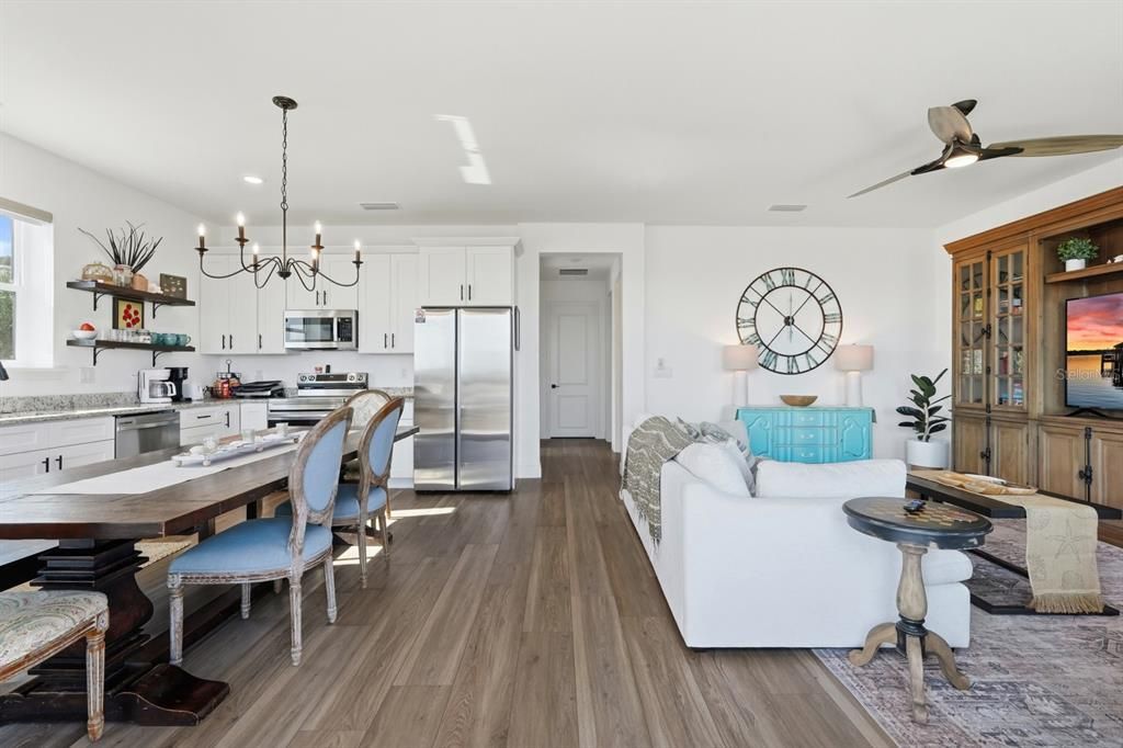En Venta: $2,499,000 (6 camas, 5 baños, 3706 Pies cuadrados)