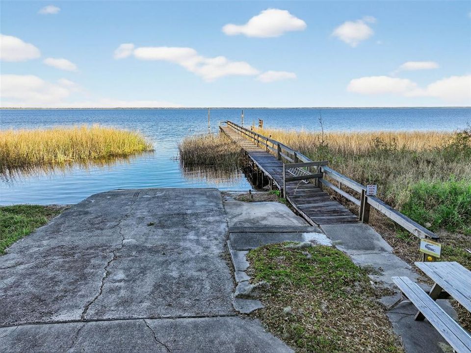 For Sale: $355,000 (3 beds, 2 baths, 1791 Square Feet)