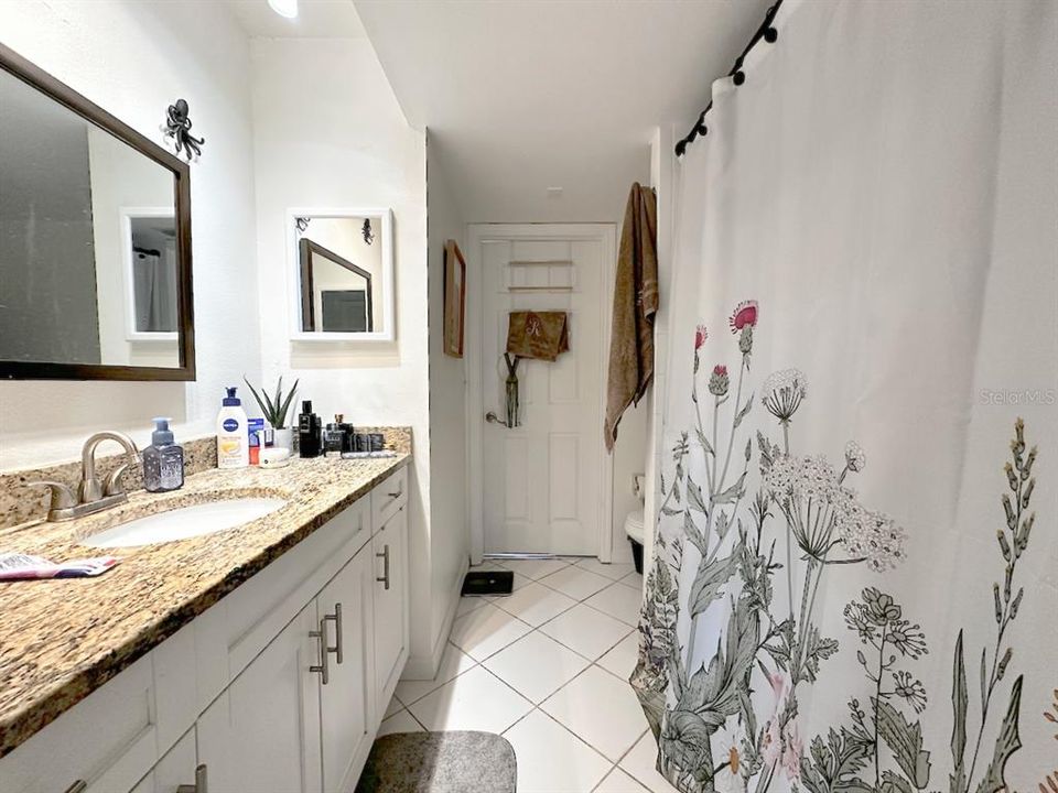 En Venta: $810,000 (6 camas, 3 baños, 3468 Pies cuadrados)