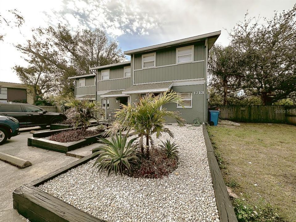 En Venta: $810,000 (6 camas, 3 baños, 3468 Pies cuadrados)