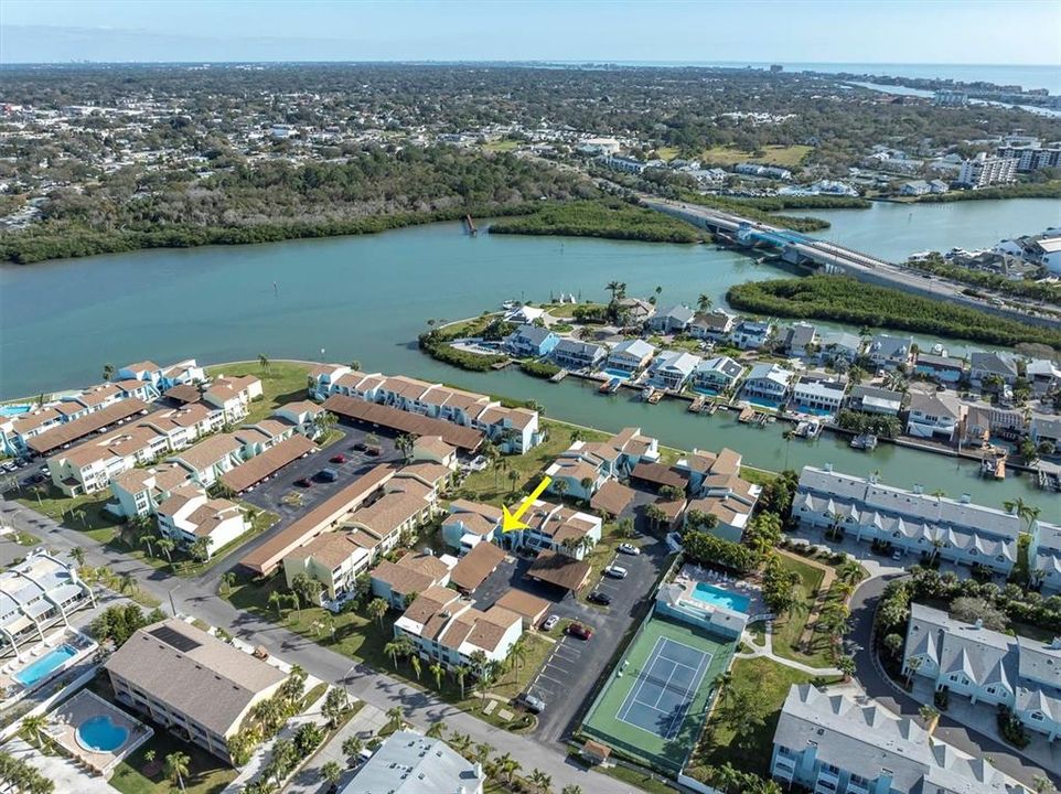 На продажу: $349,900 (3 спален, 2 ванн, 1300 Квадратных фут)