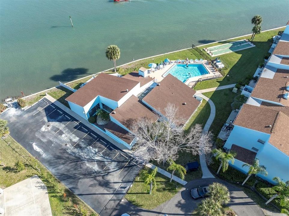 На продажу: $349,900 (3 спален, 2 ванн, 1300 Квадратных фут)