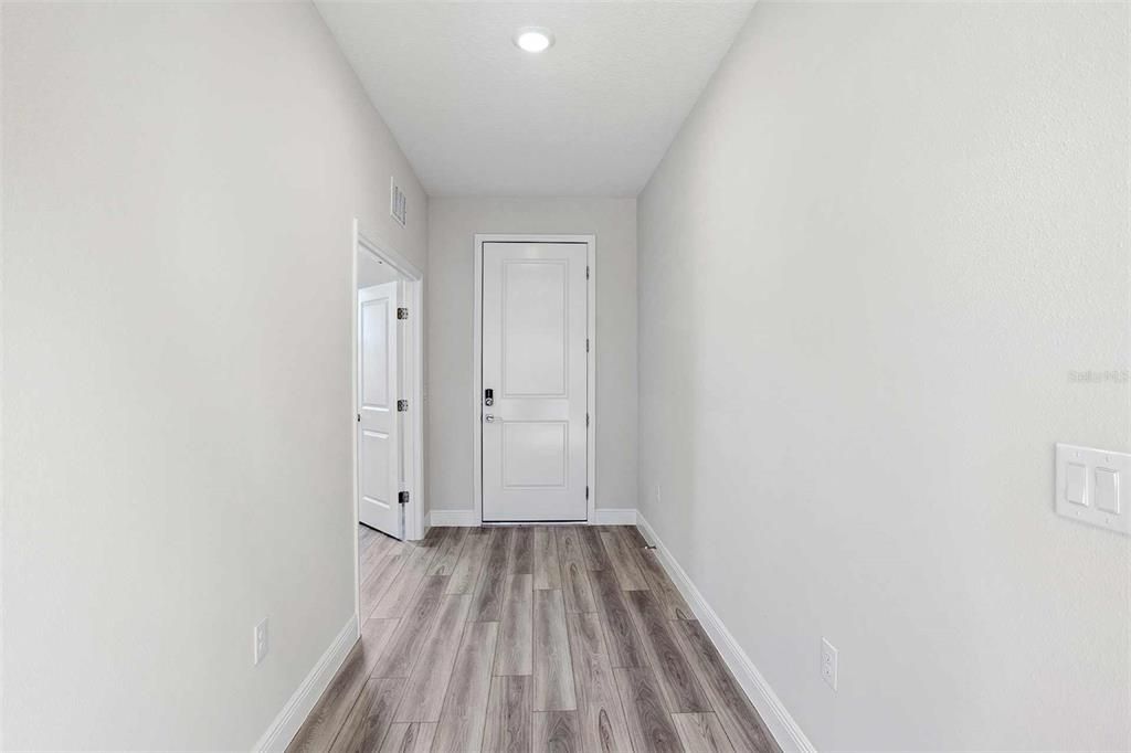 Active With Contract: $549,990 (5 beds, 3 baths, 3183 Square Feet)