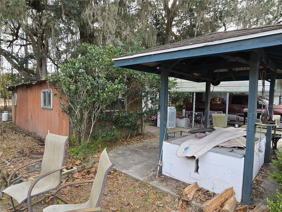 For Sale: $198,000 (3 beds, 3 baths, 2356 Square Feet)