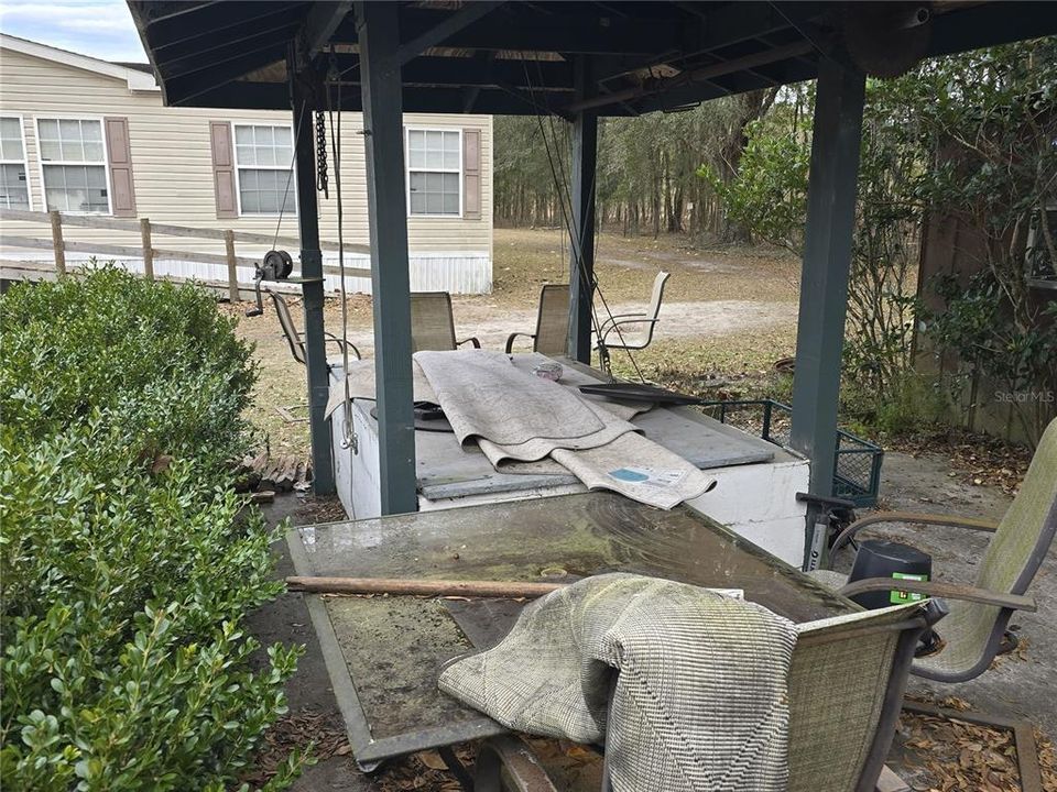 For Sale: $198,000 (3 beds, 3 baths, 2356 Square Feet)