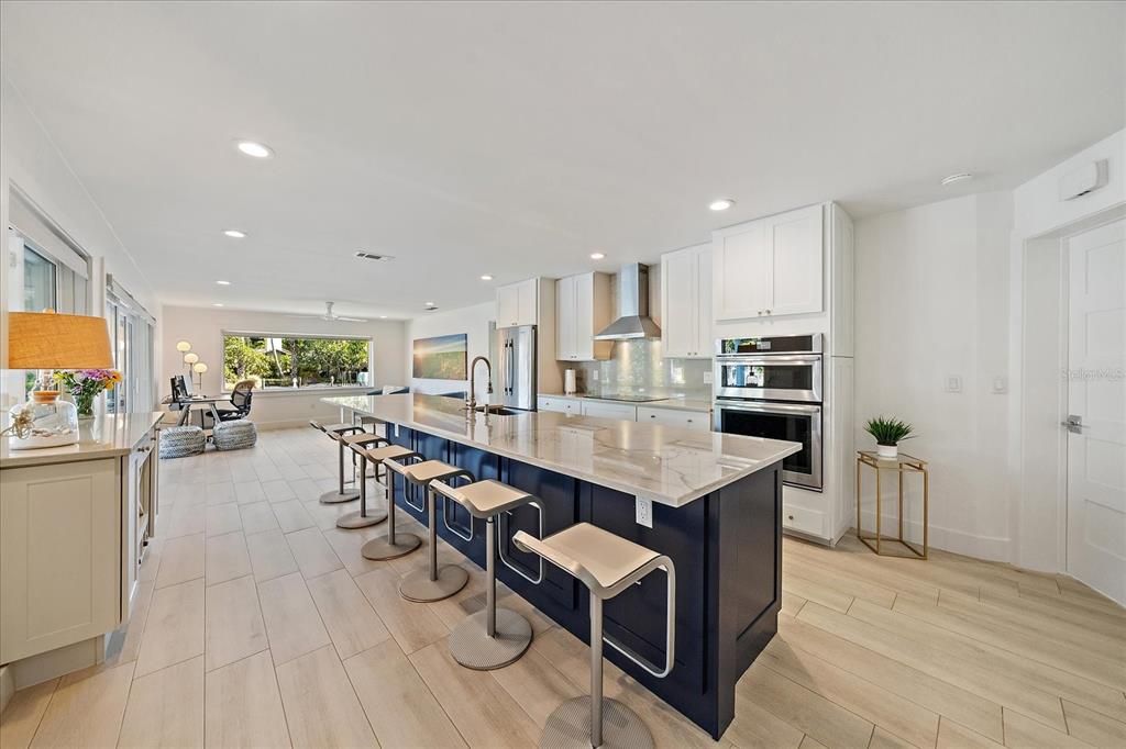 For Sale: $1,995,000 (3 beds, 2 baths, 2233 Square Feet)