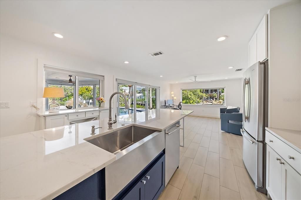 For Sale: $1,995,000 (3 beds, 2 baths, 2233 Square Feet)