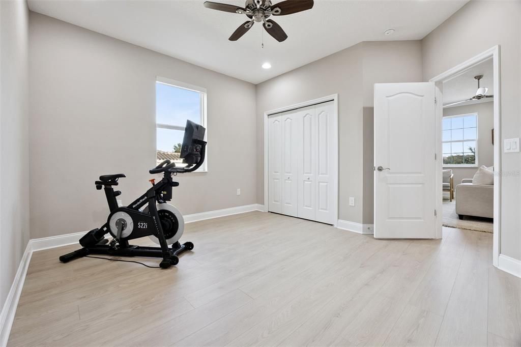 For Sale: $2,175,000 (5 beds, 5 baths, 4139 Square Feet)