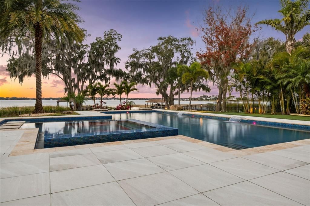For Sale: $2,175,000 (5 beds, 5 baths, 4139 Square Feet)
