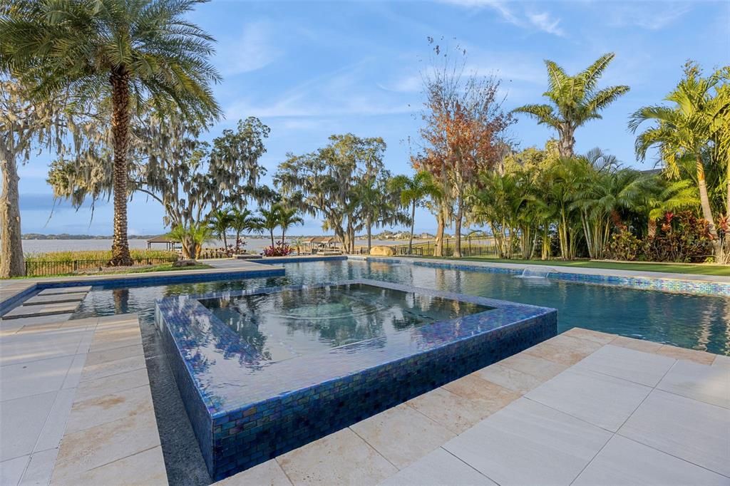 For Sale: $2,175,000 (5 beds, 5 baths, 4139 Square Feet)
