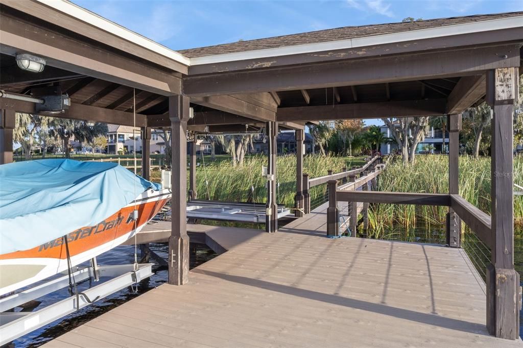 For Sale: $2,175,000 (5 beds, 5 baths, 4139 Square Feet)