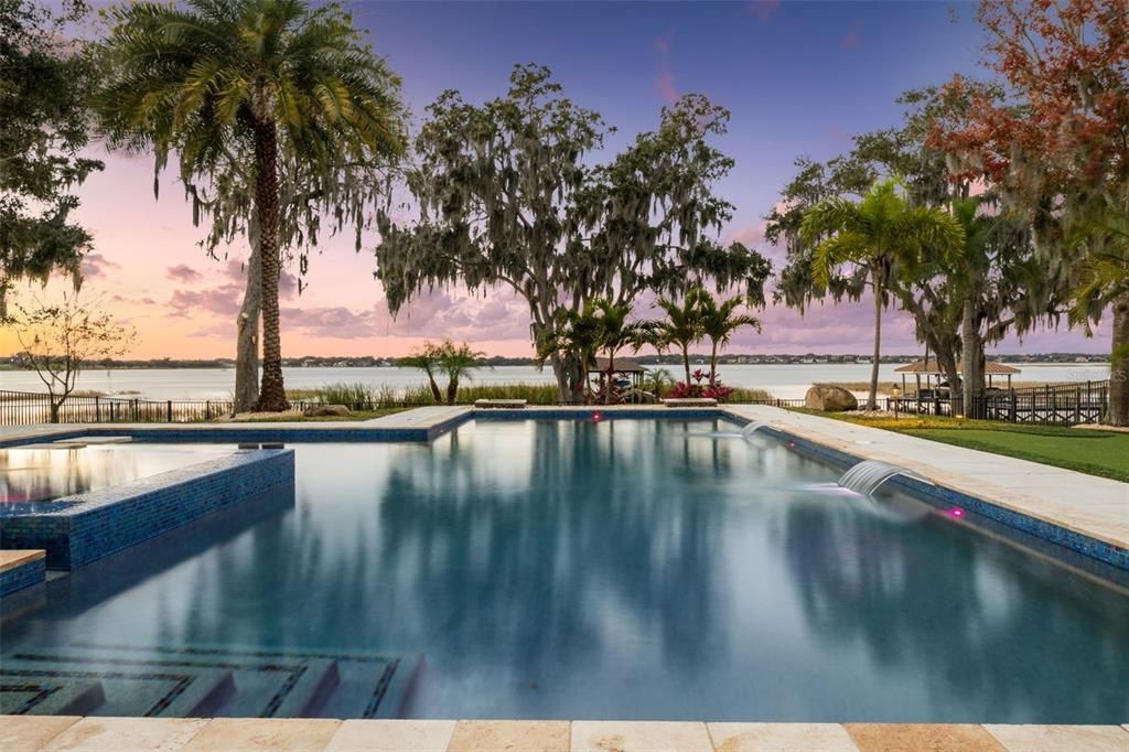 For Sale: $2,175,000 (5 beds, 5 baths, 4139 Square Feet)