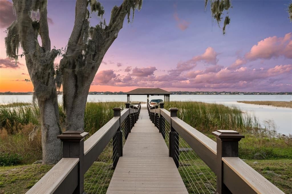 For Sale: $2,175,000 (5 beds, 5 baths, 4139 Square Feet)