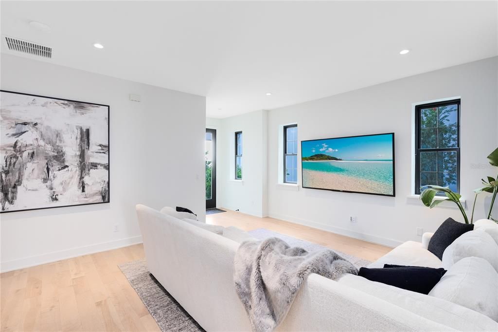 For Sale: $1,999,900 (4 beds, 3 baths, 3467 Square Feet)