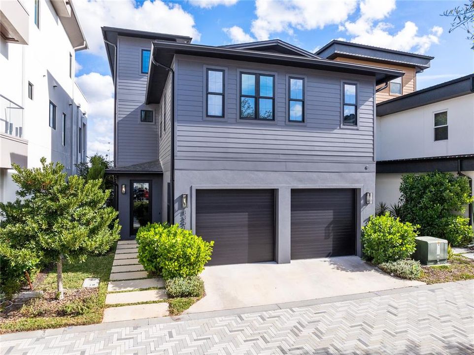 For Sale: $1,999,900 (4 beds, 3 baths, 3467 Square Feet)